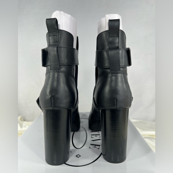 NEW Steve Madden Lavish Leather Black Zipper Boot Shoe Size 11 - Picture 3 of 13